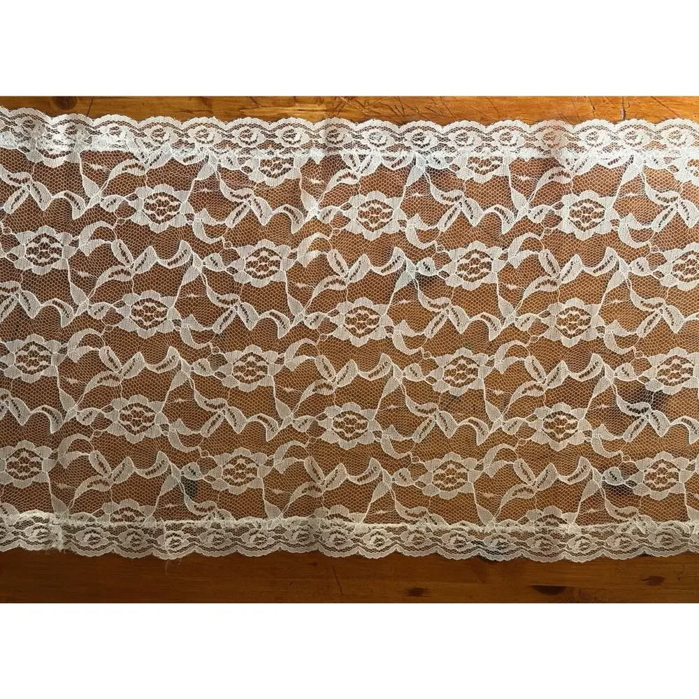 Vintage White Lace Table Runner Oval Cottage Farmhouse Wedding Cottagecore Decor